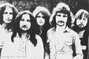  Ken HENSLEY, Mick BOX, Gary THAIN, David BYRON, Lee KERSLAKE  